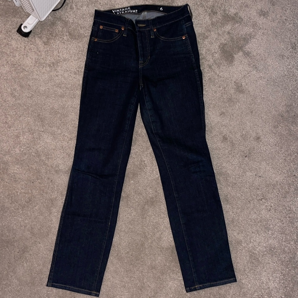 J Crew dark wash straight leg jean size 26